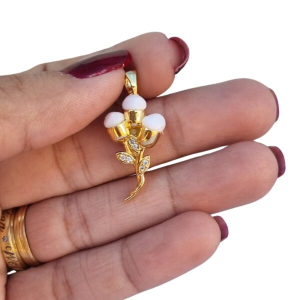 Pingente Flor Tripla para 3 Dentes de Leite Banhado BASE